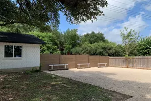 6706 Circle S Rd, Austin, TX 78745 - Photo 13