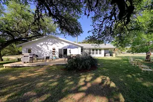 842 Cougar Dr, Canyon Lake, TX 78133 - Photo 21