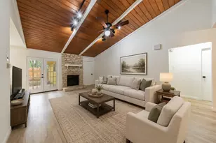 4504 Langtry Ln, Austin, TX 78749 - Photo 5