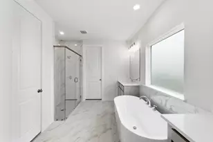 132 Pinyon Pne Dr, Bastrop, TX 78602 - Photo 17