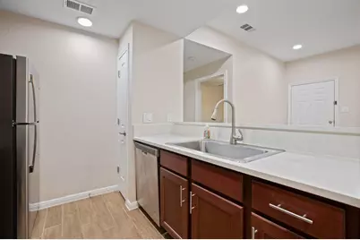 114 E 31st Street #112, Austin, TX 78705 - Photo 5