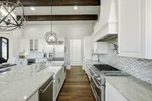 11601 Morningsun Dr, Austin, TX 78737 - Photo 13