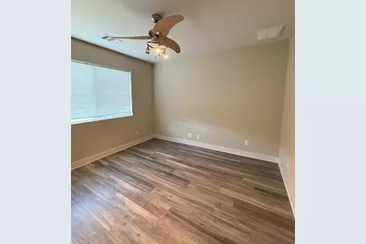 1101 Grove Boulevard #502, Austin, TX 78741 - Photo 3