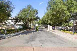 3823 Gaines Ct, Austin, TX 78735 - Photo 37