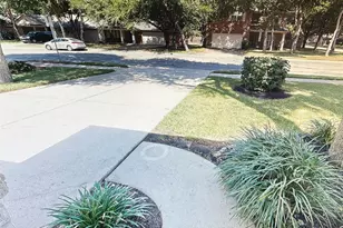 320 Creek Ridge Ln, Round Rock, TX 78664 - Photo 3