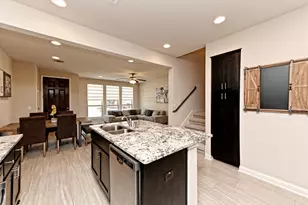 13800 Lyndhurst St, Austin, TX 78717 - Photo 9