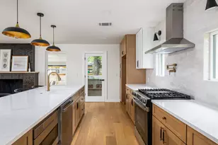 6905 N Creighton Ln, Austin, TX 78723 - Photo 9