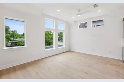 200 W 56th Street #1104, Austin, TX 78751 - Photo 13