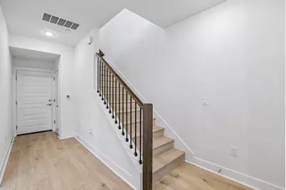 200 W 56th Street #1104, Austin, TX 78751 - Photo 7