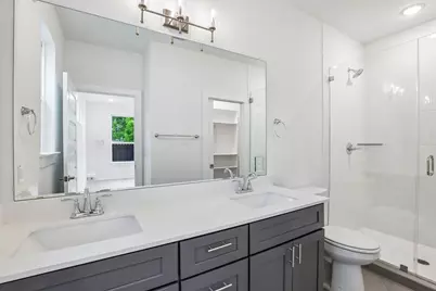 200 W 56th Street #1104, Austin, TX 78751 - Photo 9