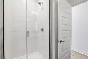200 W 56th St, Austin, TX 78751 - Photo 19