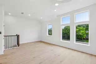 200 W 56th St, Austin, TX 78751 - Photo 3