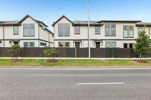 200 W 56th St, Austin, TX 78751 - Photo 29