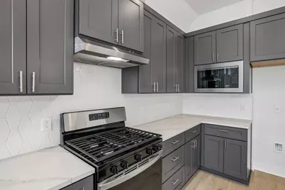200 W 56th Street #1104, Austin, TX 78751 - Photo 7