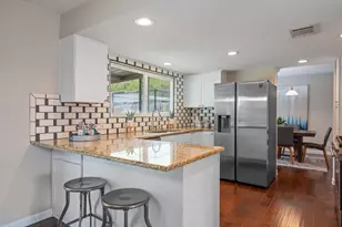 7102 Fred Morse Dr, Austin, TX 78723 - Photo 9