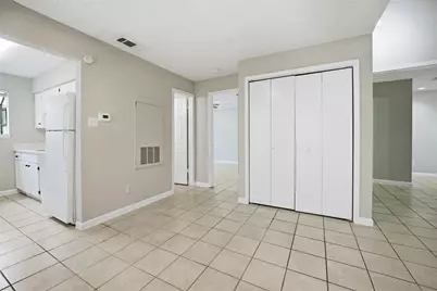 2009 West Loop #D, Austin, TX 78758 - Photo 3