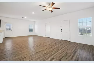 15312 Sweet Mimosa Drive, Del Valle, TX 78617 - Photo 9