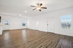 15312 Sweet Mimosa Dr, Del Valle, TX 78617 - Photo 9