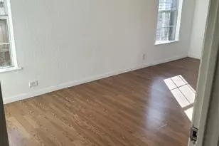 819 Rosehill Dr, San Antonio, TX 78213 - Photo 3