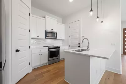 212 E 20th Street #212, Georgetown, TX 78626 - Photo 13