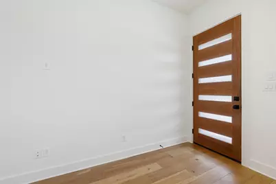 212 E 20th Street #212, Georgetown, TX 78626 - Photo 3