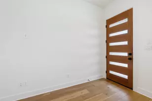 212 E 20th St, Georgetown, TX 78626 - Photo 3