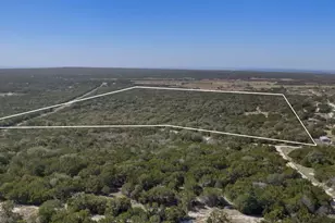 401 Hilltop Dr, Burnet, TX 78611 - Photo 3