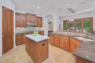 22 Borello Drive, Austin, TX 78738 - Photo 11