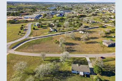 Tbd Dunn Street, Yoakum, TX 77995 - Photo 5