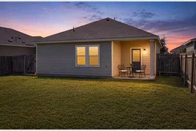 850 Bunton Reserve Boulevard, Kyle, TX 78640 - Photo 7