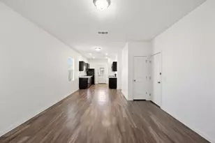 850 Bunton Reserve Blvd, Kyle, TX 78640 - Photo 11