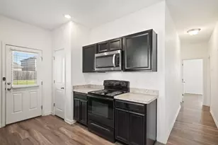 850 Bunton Reserve Blvd, Kyle, TX 78640 - Photo 17