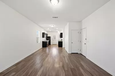 850 Bunton Reserve Boulevard, Kyle, TX 78640 - Photo 9