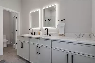 1111 W Annie Street, Austin, TX 78704 - Photo 11