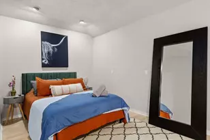 5400 S Alexis Cove S, Austin, TX 78741 - Photo 27