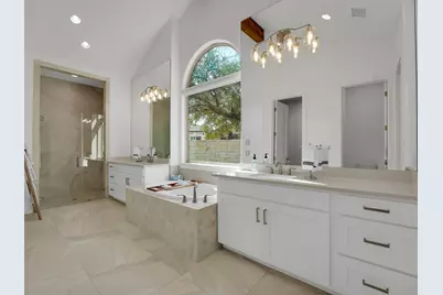 960 Indian Hawthorne Drive #V, Georgetown, TX 78628 - Photo 13
