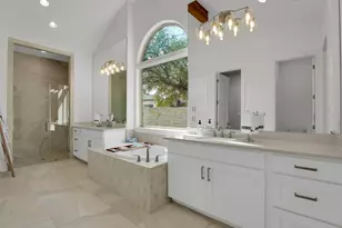 960 Indian Hawthorne Dr, Georgetown, TX 78628 - Photo 13