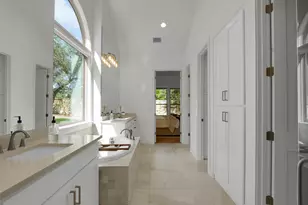 960 Indian Hawthorne Dr, Georgetown, TX 78628 - Photo 15