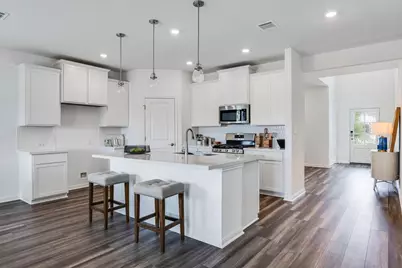 200 Childress Street, Hutto, TX 78634 - Photo 5