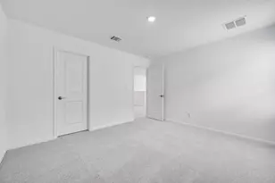 200 Childress St, Hutto, TX 78634 - Photo 17