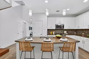 8025 Levata Dr, Austin, TX 78739 - Photo 7