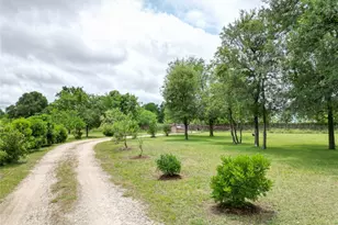 194 Rabbit Trail, Dale, TX 78616 - Photo 29