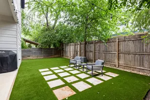 2909 E 3rd St, Austin, TX 78702 - Photo 11