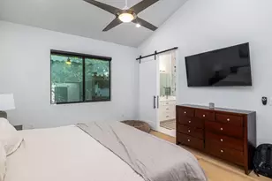 2909 E 3rd St, Austin, TX 78702 - Photo 13