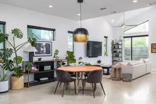 2909 E 3rd St, Austin, TX 78702 - Photo 9