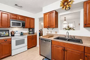 9622 Covey Ridge Ln, Austin, TX 78758 - Photo 9