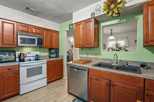 9622 Covey Ridge Ln, Austin, TX 78758 - Photo 11