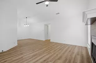 11611 Rustic Rock Dr, Austin, TX 78750 - Photo 5