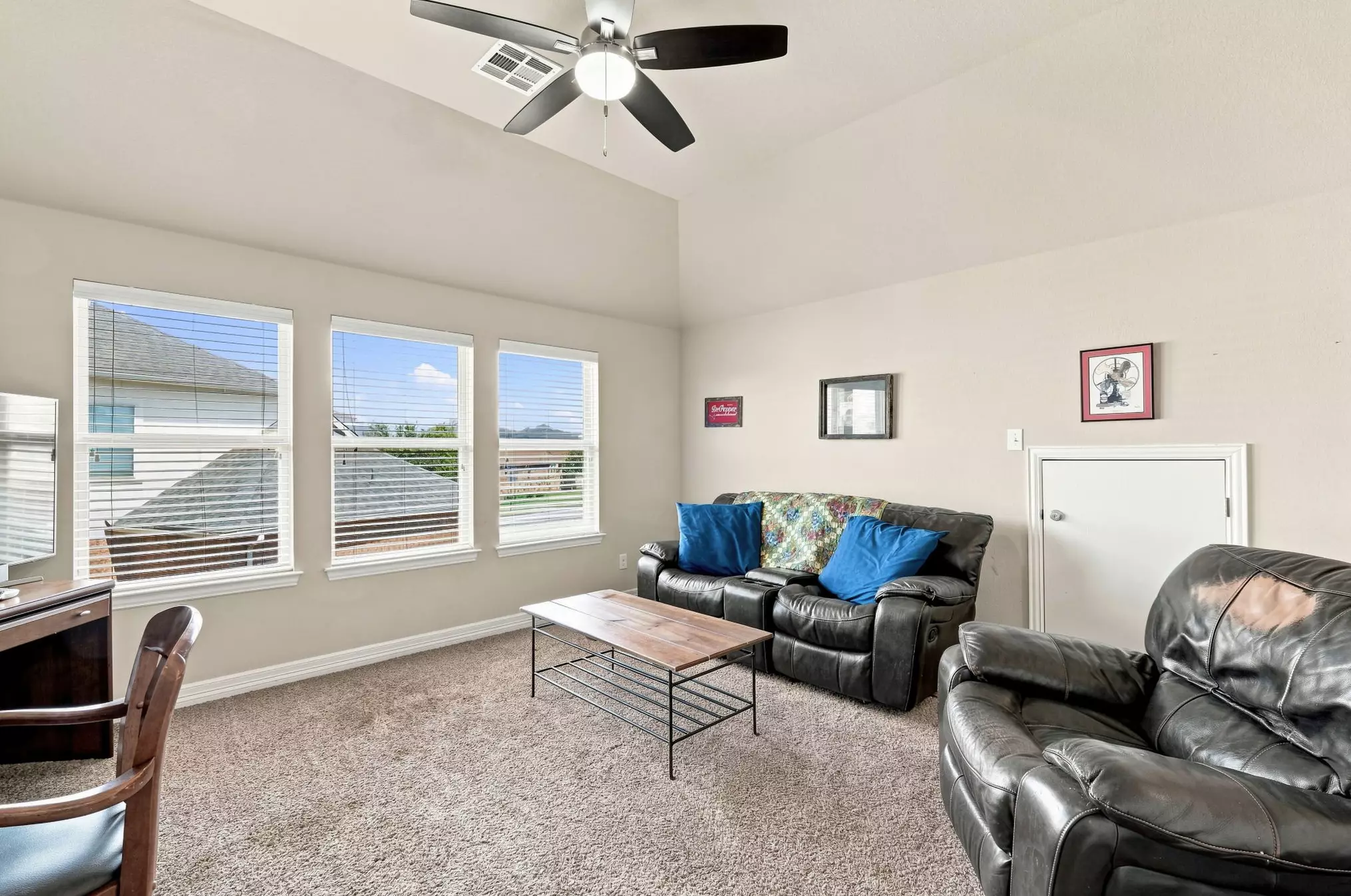 3237 Hidalgo Loop, Round Rock, TX 78665 - MLS 5854103 - Coldwell