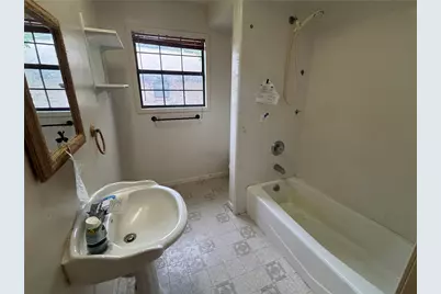 2408 Post Oak Road, Rockdale, TX 76567 - Photo 9